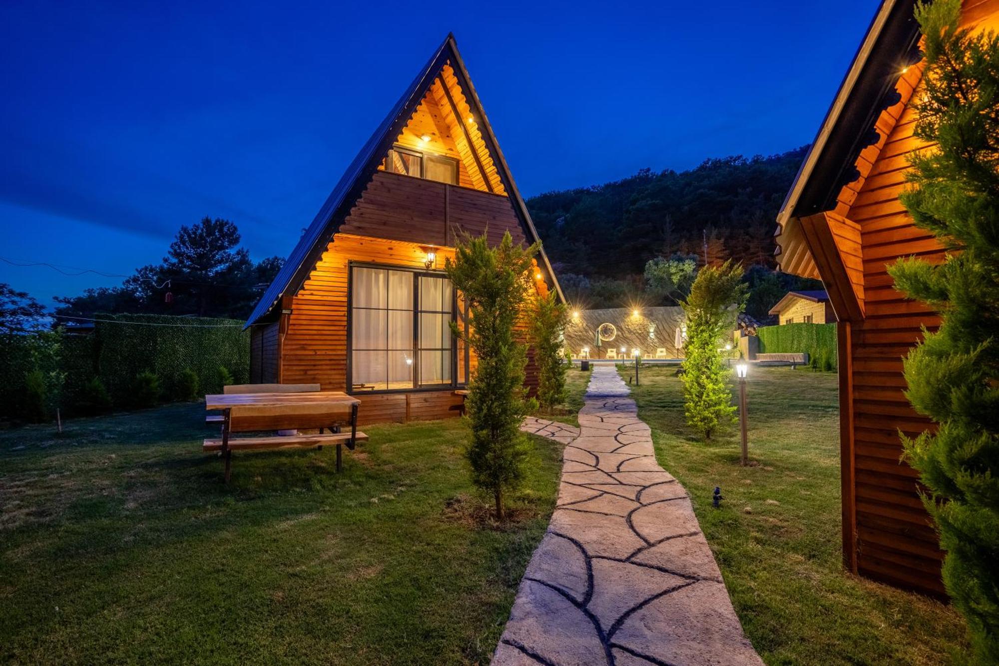 Karaoez Sapphire Bungalows Kumluca Eksteriør bilde