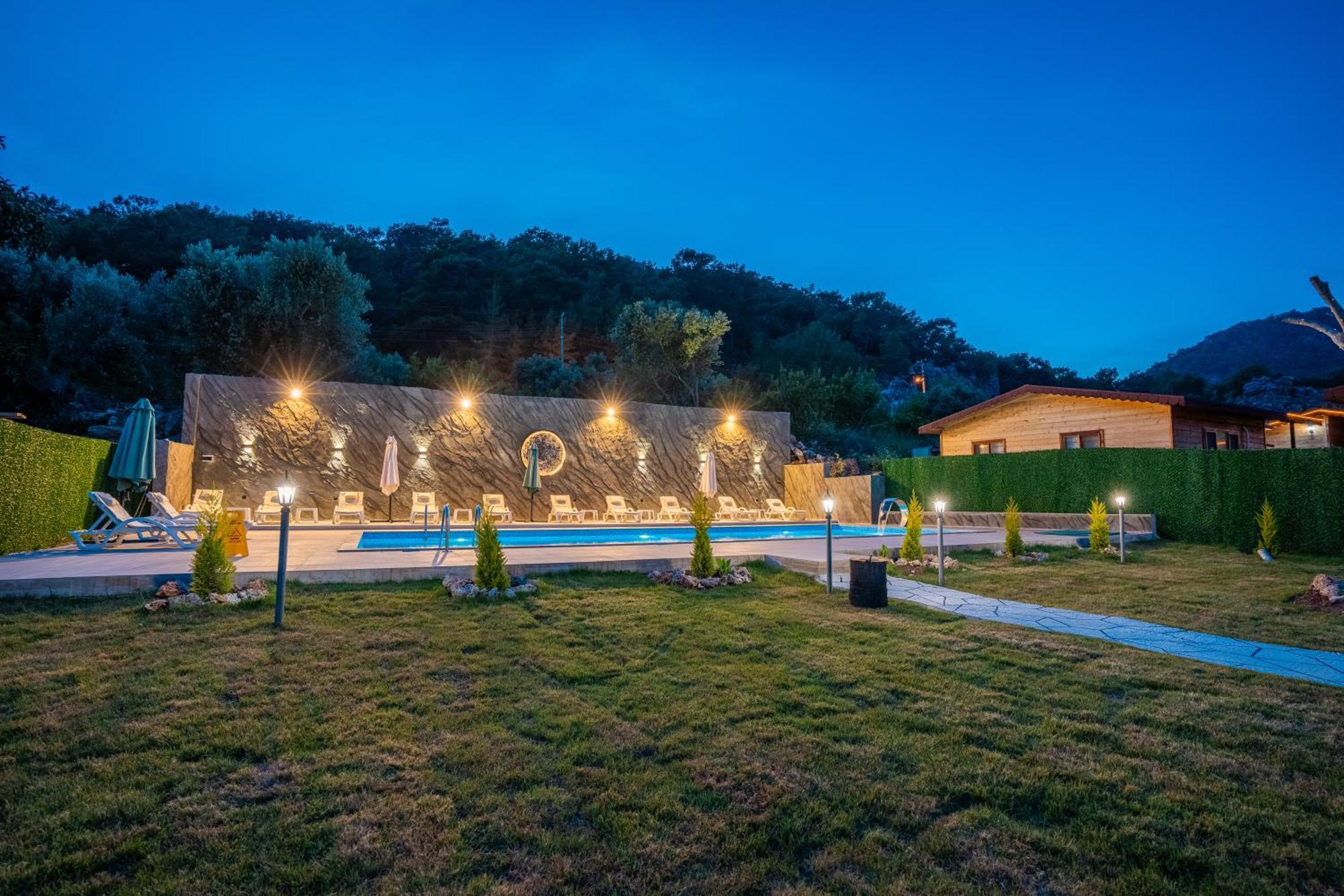 Karaoez Sapphire Bungalows Kumluca Eksteriør bilde