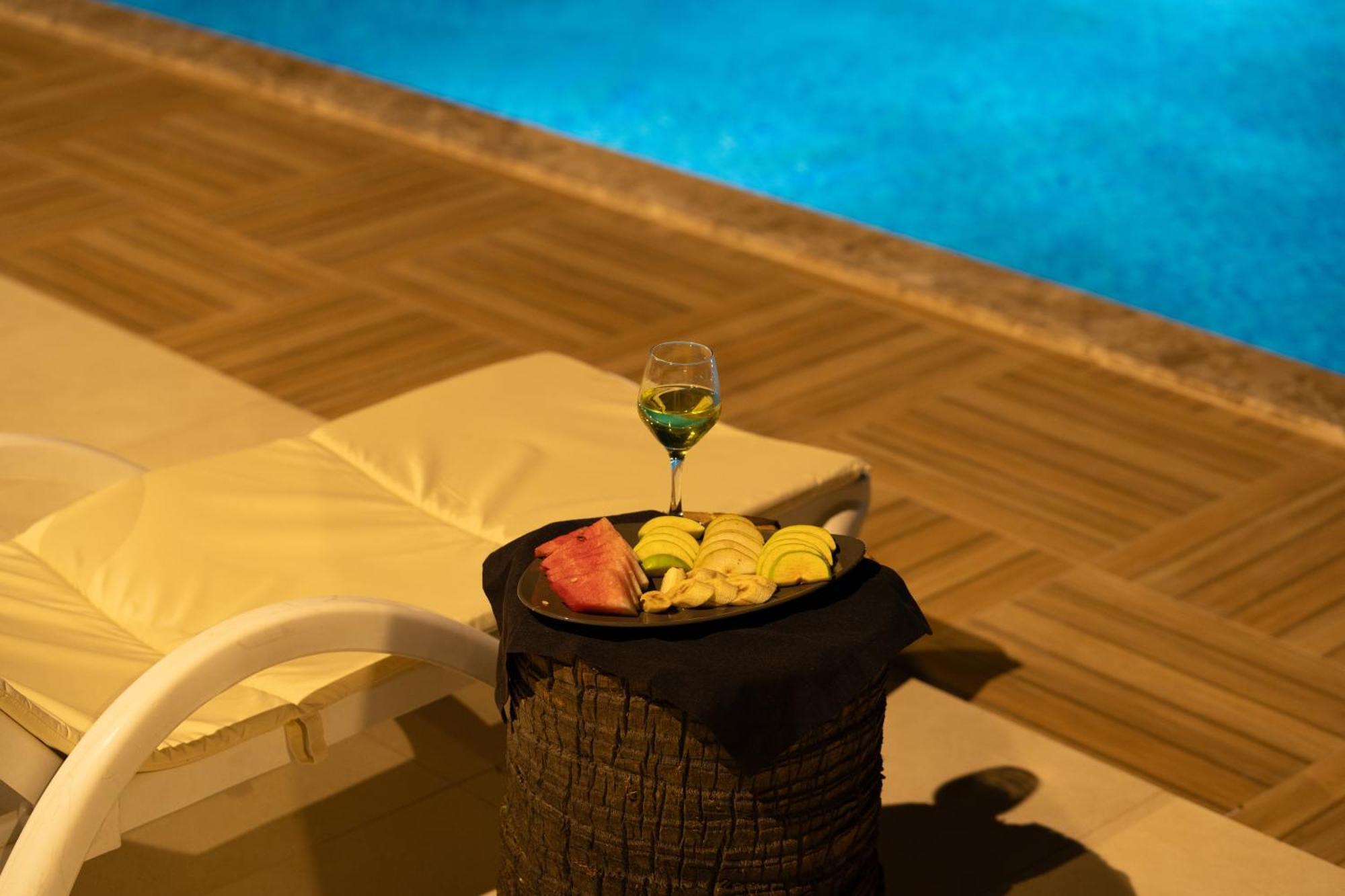 Karaoez Sapphire Bungalows Kumluca Eksteriør bilde
