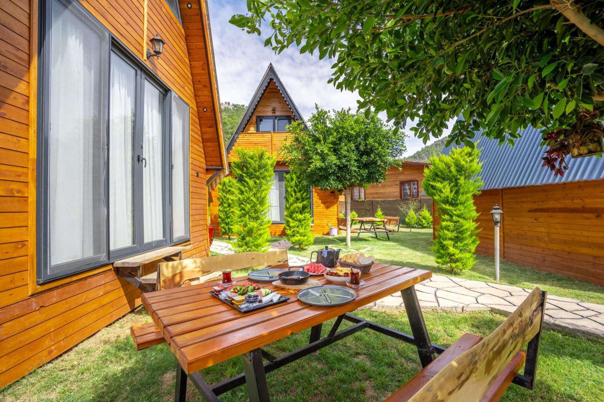 Karaoez Sapphire Bungalows Kumluca Eksteriør bilde