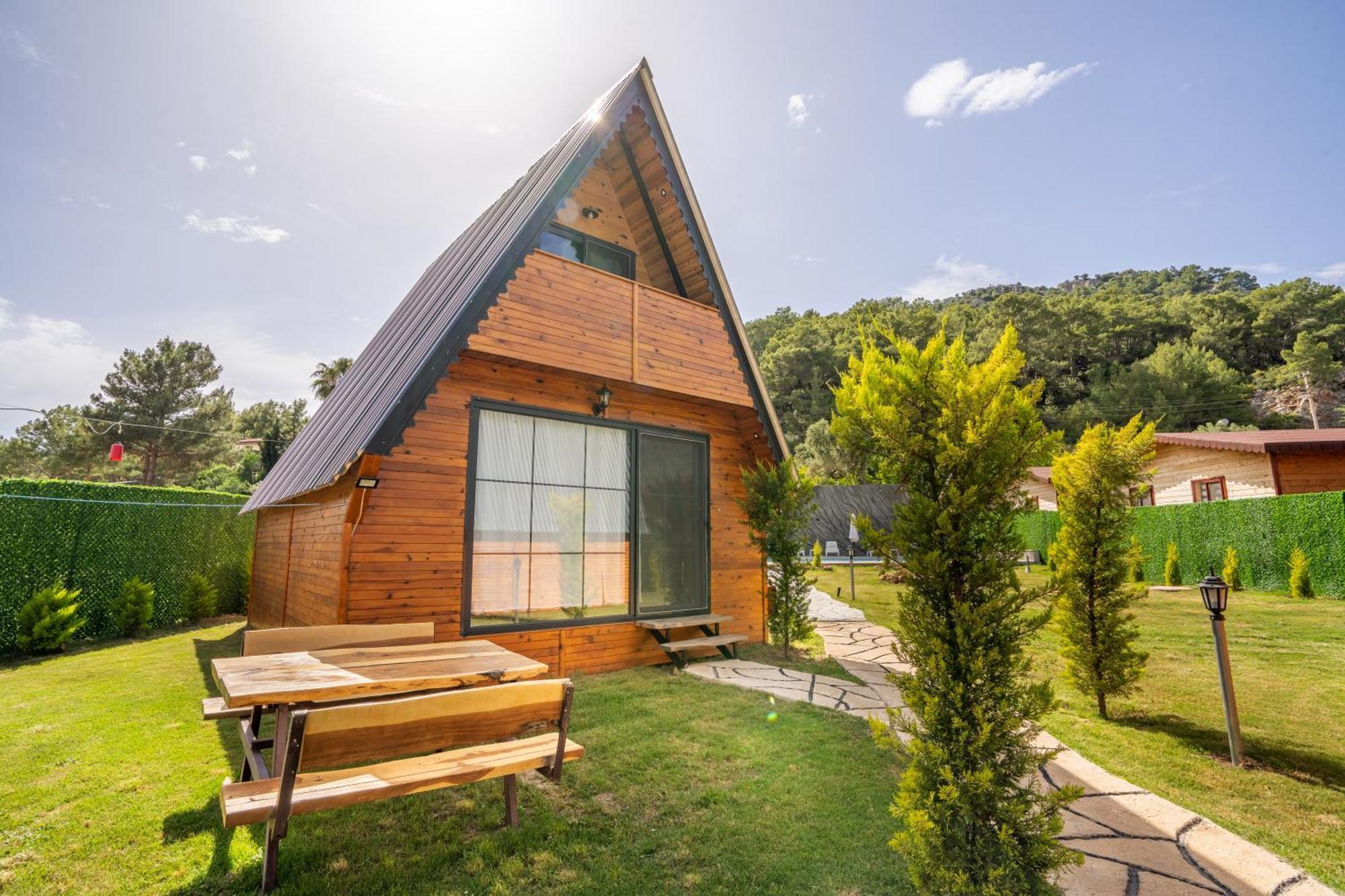 Karaoez Sapphire Bungalows Kumluca Eksteriør bilde