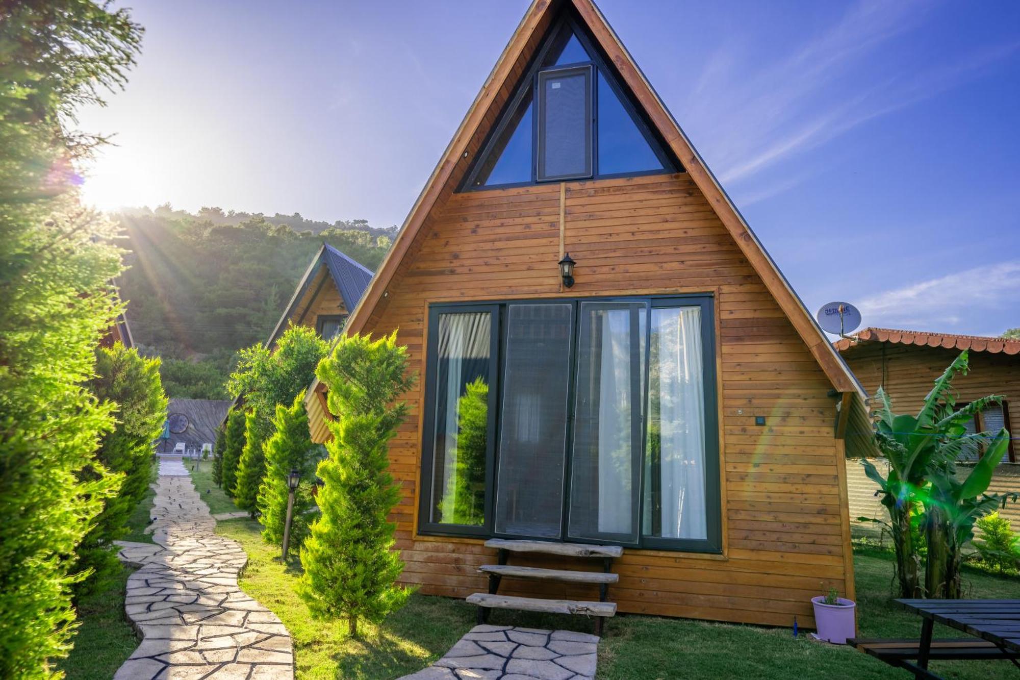 Karaoez Sapphire Bungalows Kumluca Eksteriør bilde