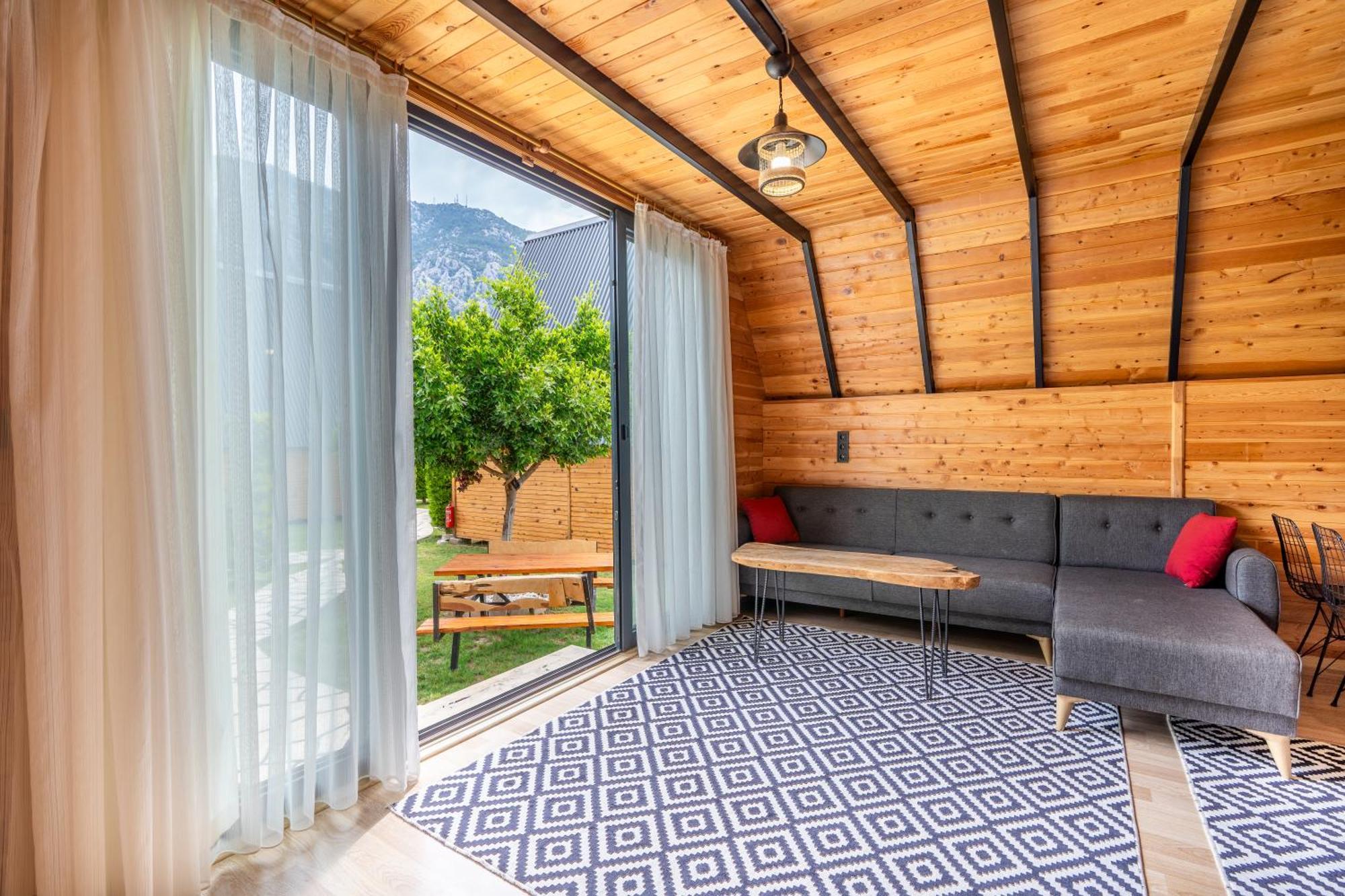 Karaoez Sapphire Bungalows Kumluca Eksteriør bilde